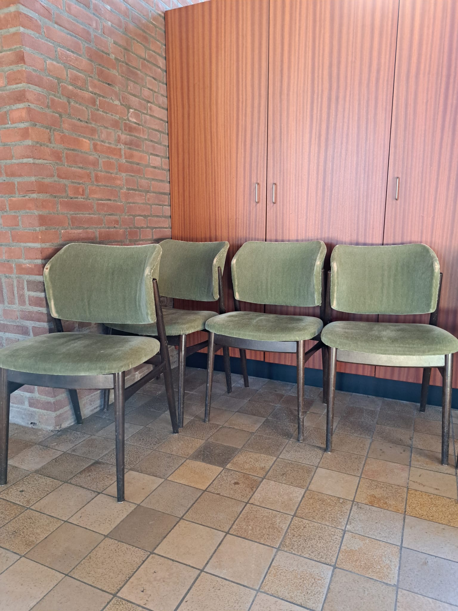 Groene stoelen